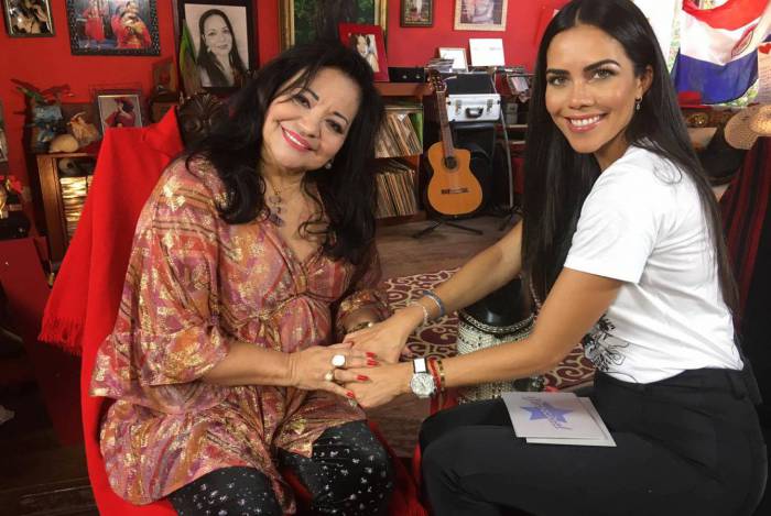 Ermelinda Pedroso Rodríguez D'Almeida, mais conhecida como Perla Paraguaia, é a entrevistada de Daniela Albuquerque no programa  ‘Sensacional’ desta quinta-feira (13), na RedeTV!.